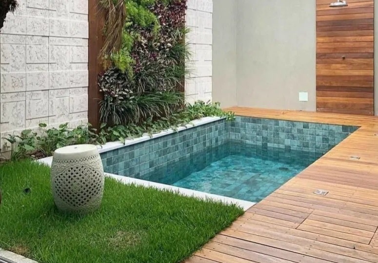 45 Desain Kolam Renang Minimalis yang Menginspirasi