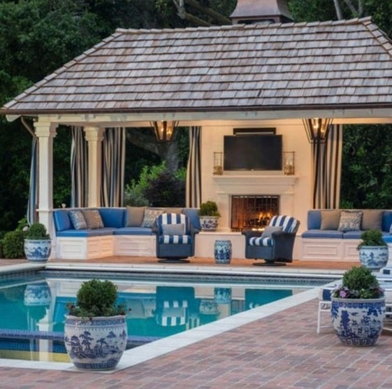 kontraktor kolam renang di padang panjang