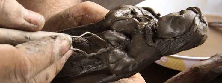 Miniatur hewan kerajinan dari tanah liat