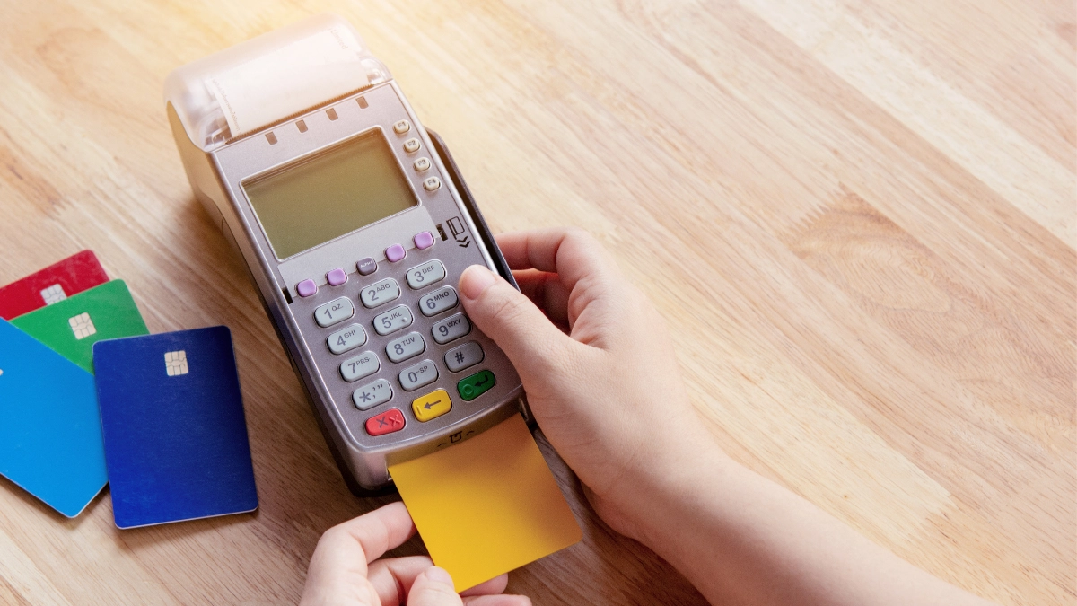 menggunakan mesin edc