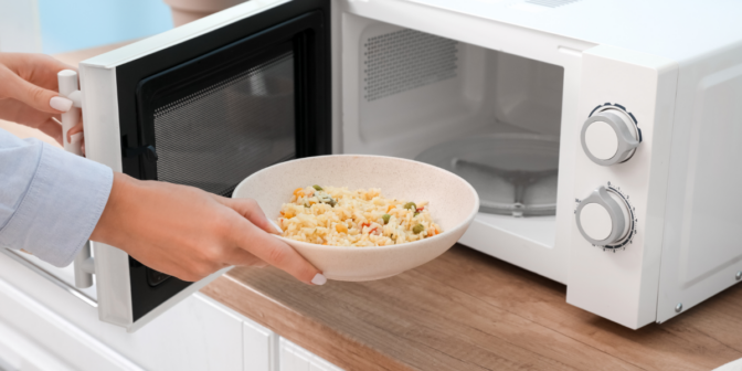 14 Rekomendasi Microwave Low Watt, Bikin Hemat Listrik