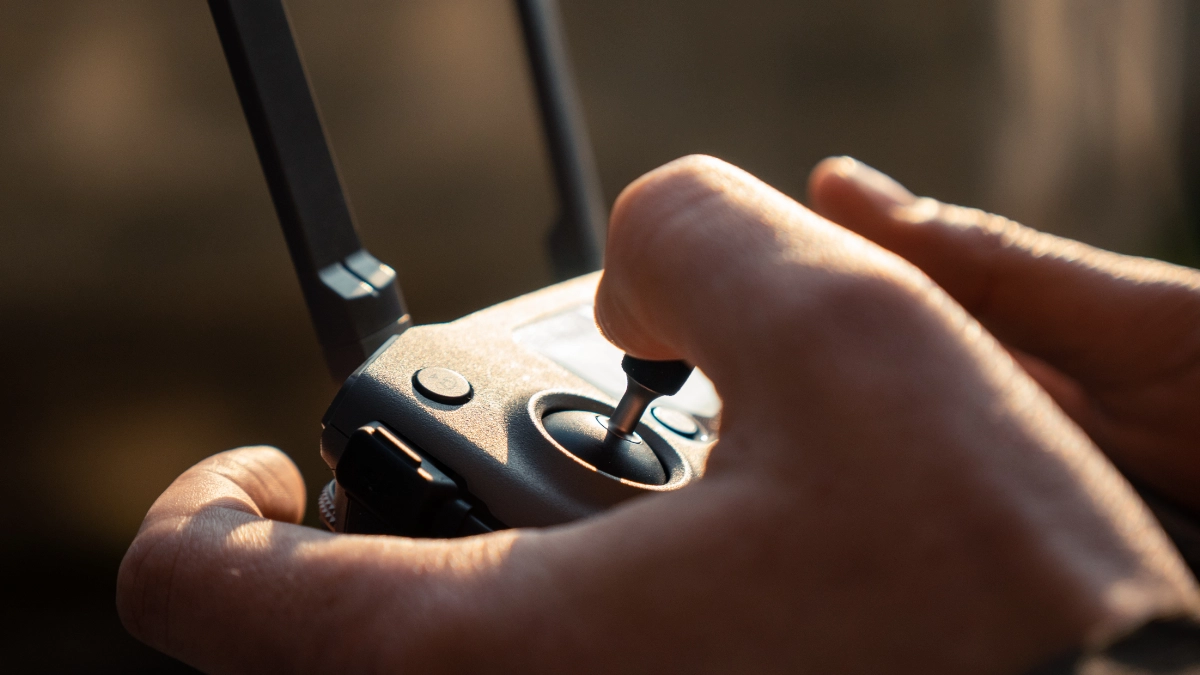 kesalahan penggunaan drone - Narmadi.co.id