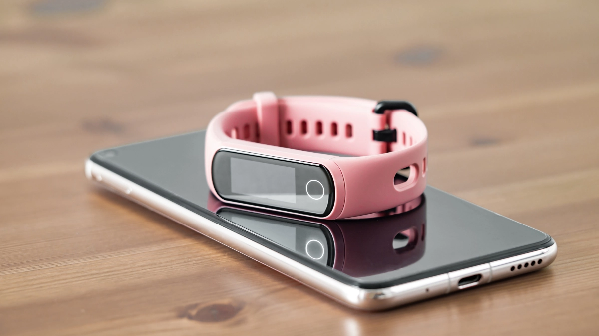 menghubungkan wearable devices