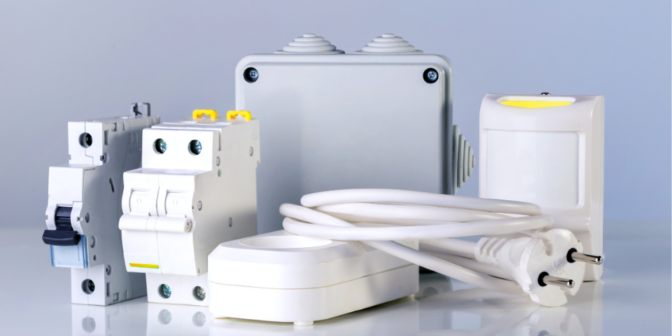 12 Jenis Alat Kelistrikan dan Fungsinya yang Harus Anda Ketahui