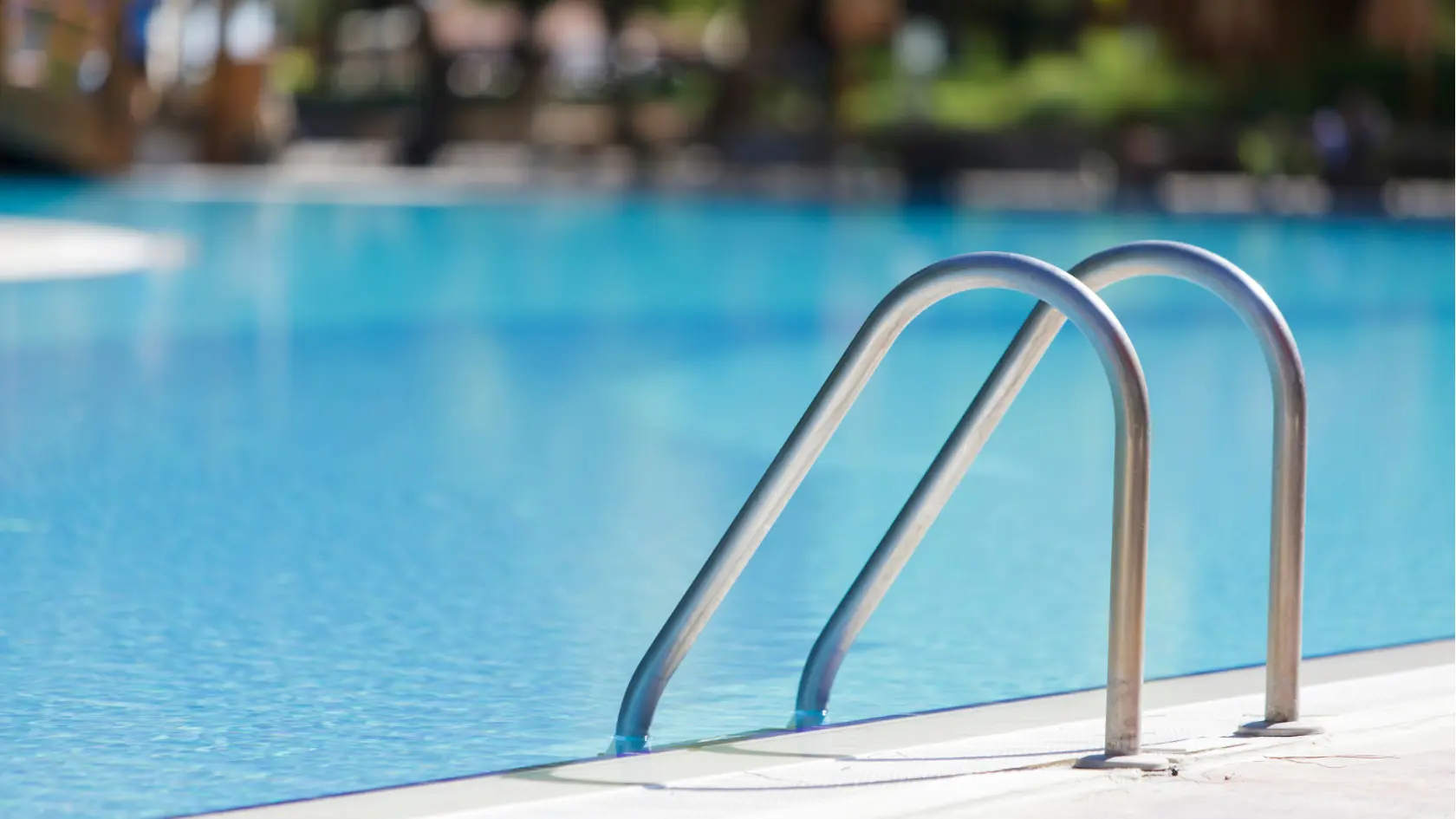 ciri kolam renang yang baik dan berkualitas