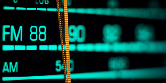 Radio FM, Online, dan Digital: Apa Bedanya?