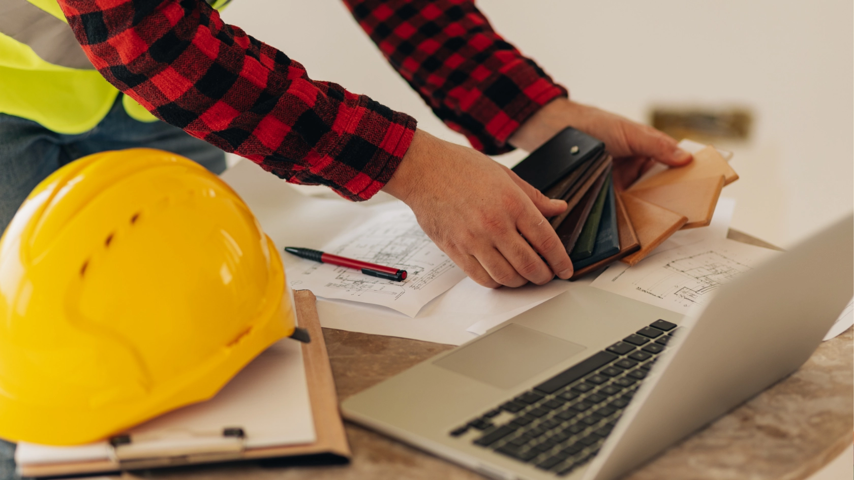 Tips Cerdas Mengatur Biaya Perbaikan Kolam Renang