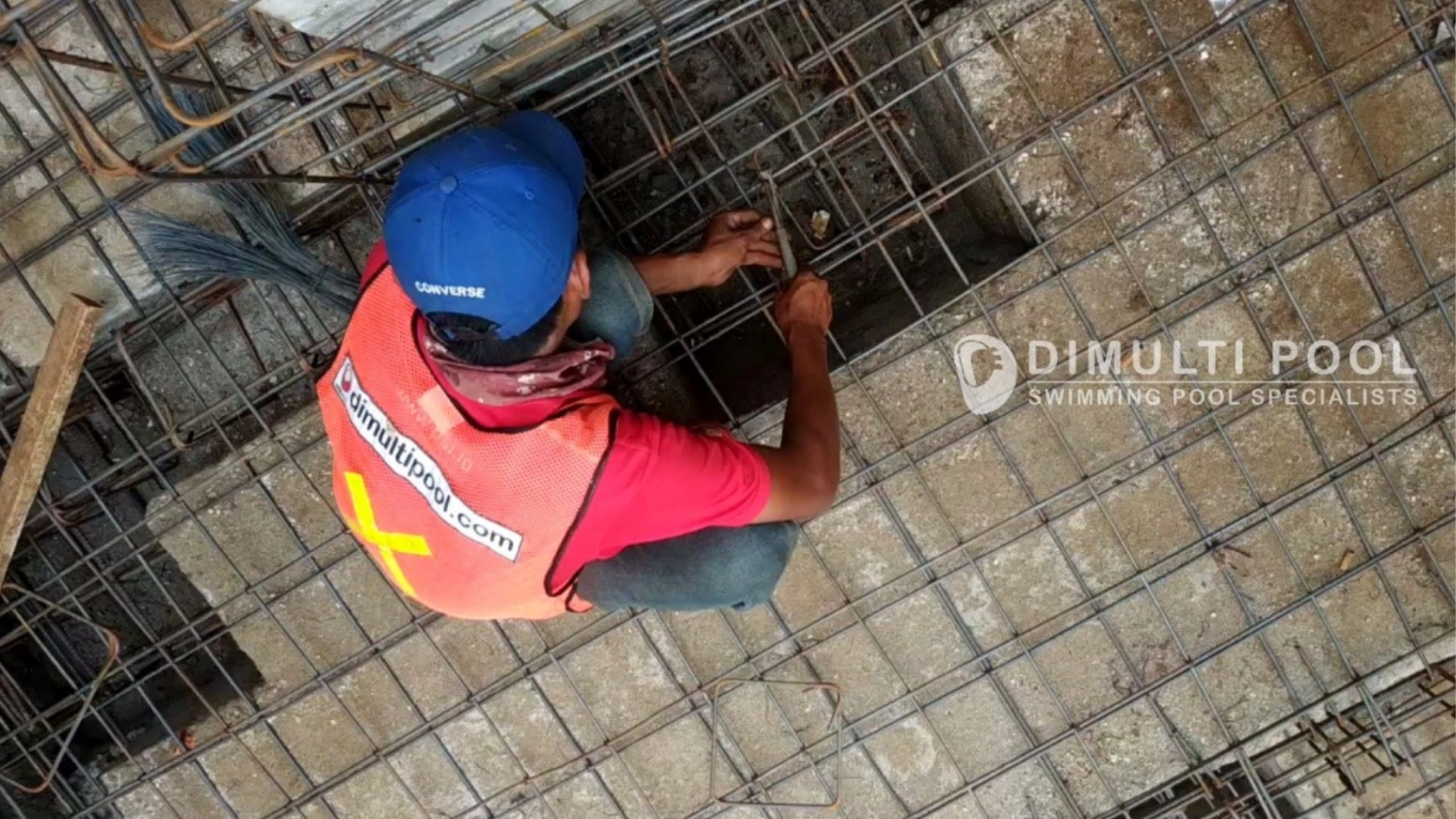 Renovasi Kolam Renang: Studi Kasus Kebocoran  di Raffles Hills, Cibubur