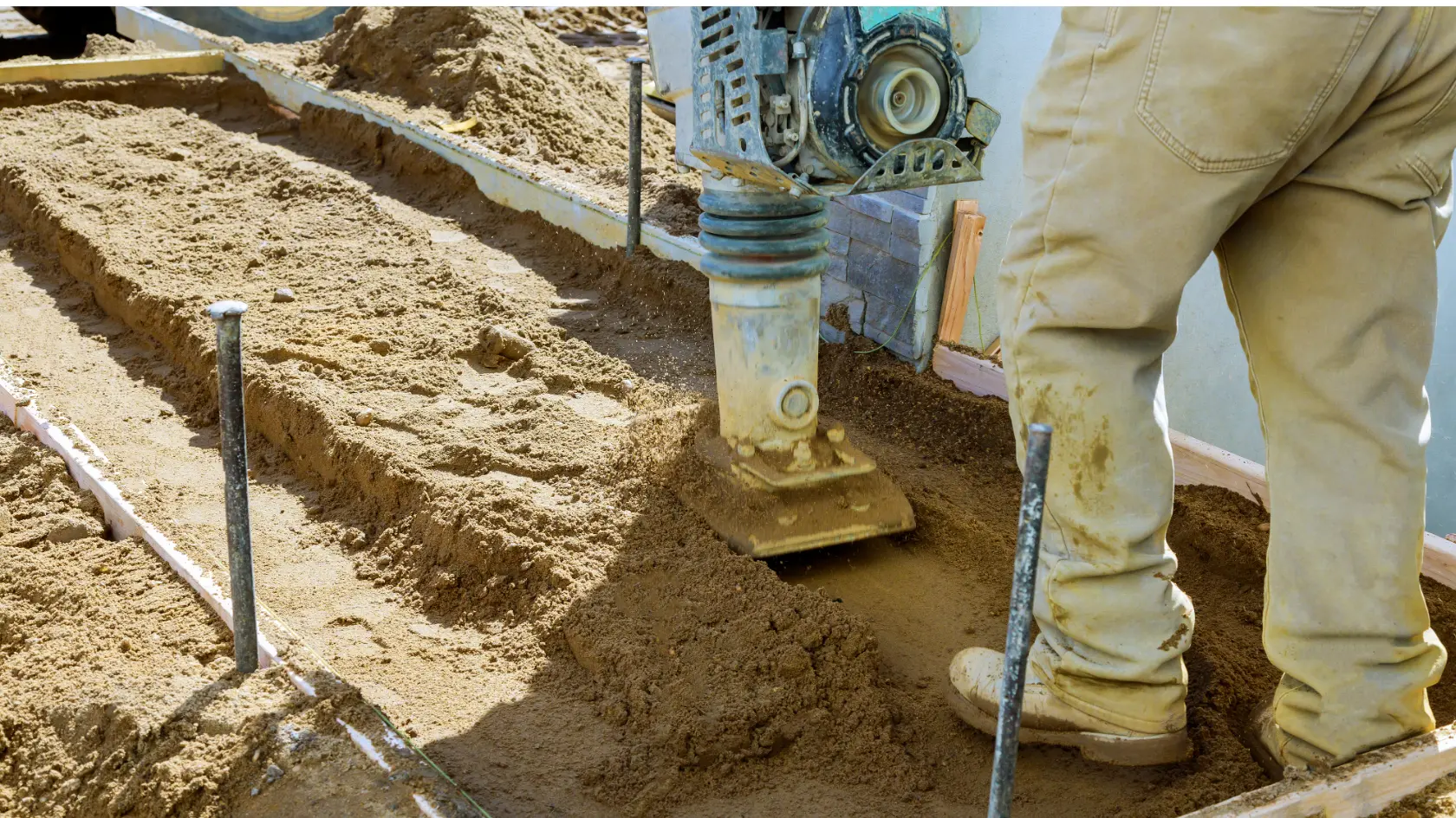 pemadatan tanah utuk kolam renang