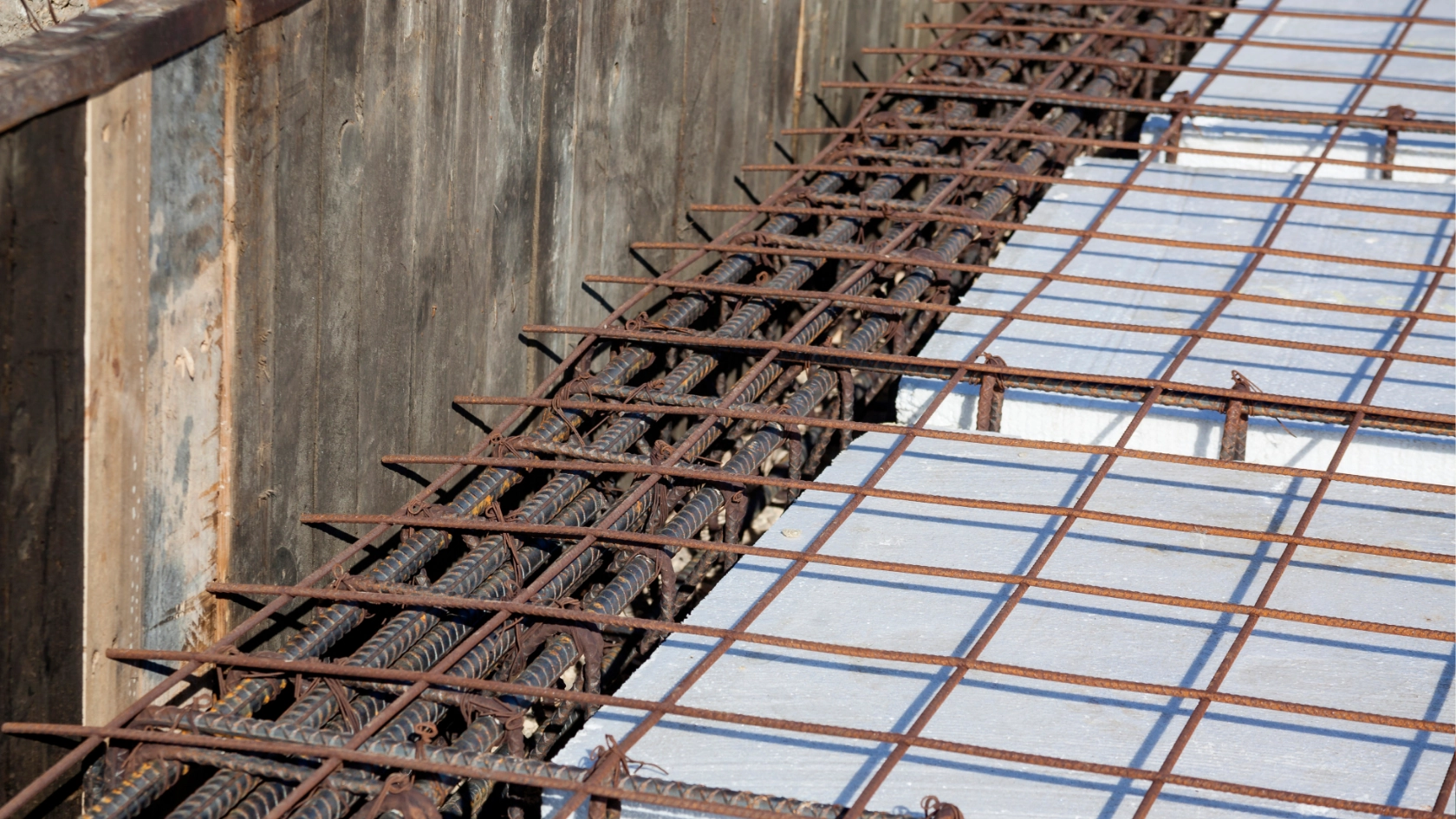 bekisting untuk kolam renang