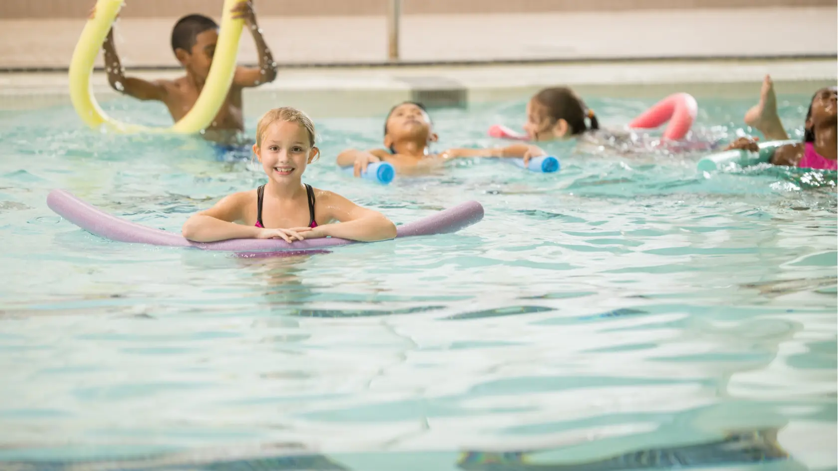 5 Kolam Renang di Jakarta Selatan Lengkap dengan Harga dan Fasilitasnya