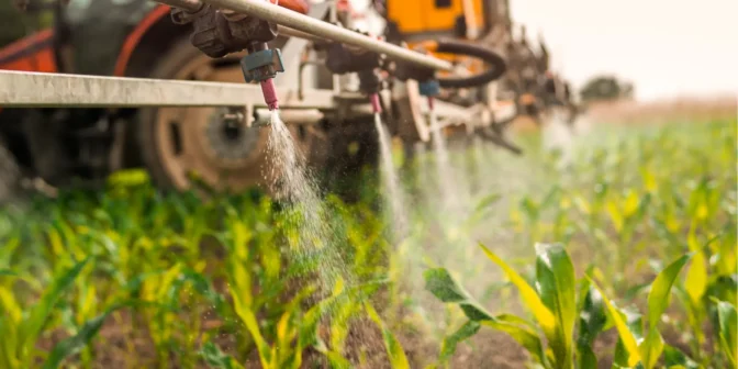 Mengapa Sprayer Gendong Menjadi Alat Wajib untuk Pertanian?