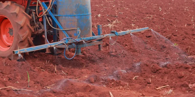 Mengapa Sprayer Gendong Menjadi Alat Wajib untuk Pertanian?