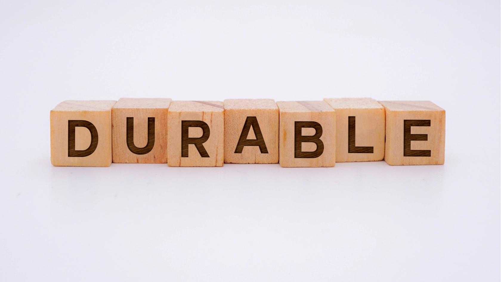 Kelebihan dan Kekurangan Kolam Renang Fiberglass yang Perlu Dipertimbangkan