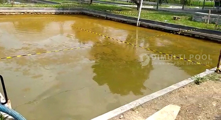 pengecekan kolam renang