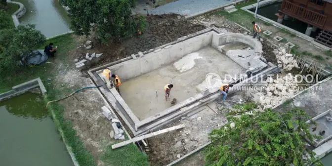 pembangunan kolam renang