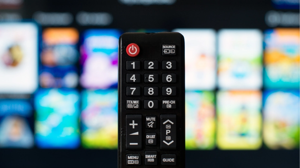 perbedaan smart tv dan android tv