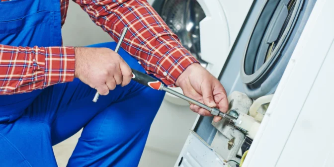 Mesin Cuci 1 Tabung Mati Total? Kenali 7 Faktor Penyebabnya