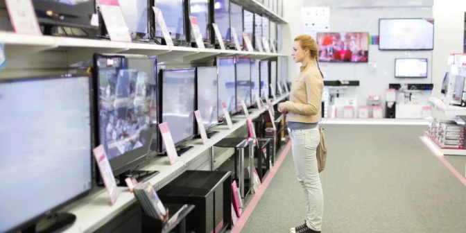 Mengapa Smart TV 32 Inch Adalah Ukuran Ideal untuk Keluarga? Berikut Penjelasannya