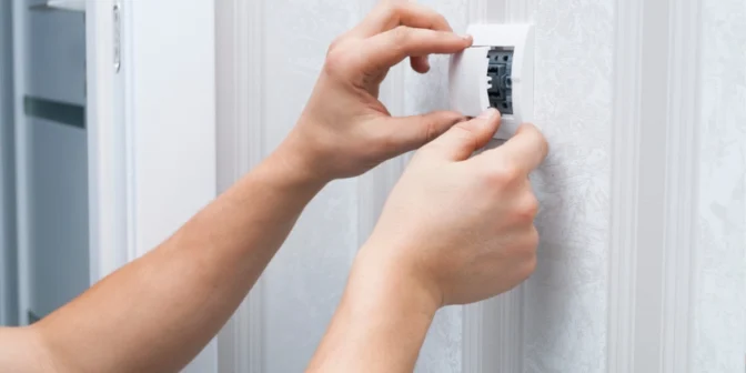 Cara Pasang Saklar Listrik dengan Aman: Hindari Kesalahan Umum