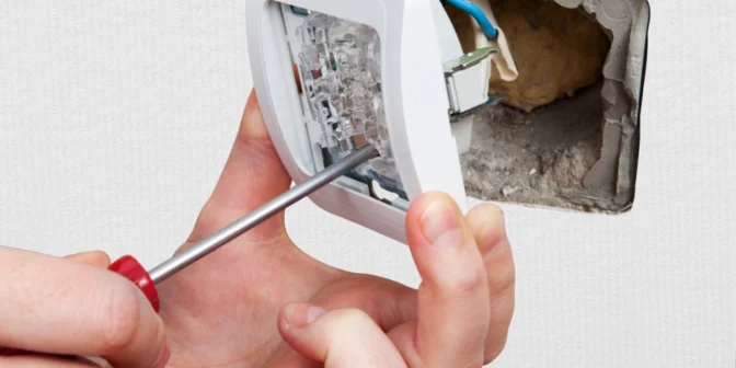 Cara Merawat Saklar Listrik Secara Berkala untuk Hindari Masalah Kelistrikan