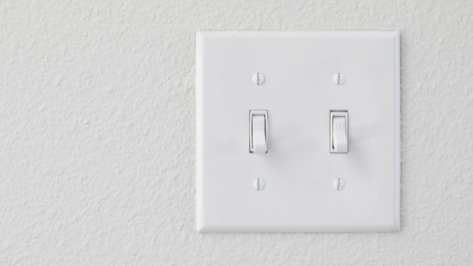 cara memperbaiki saklar ganda - Narmadi.co.id