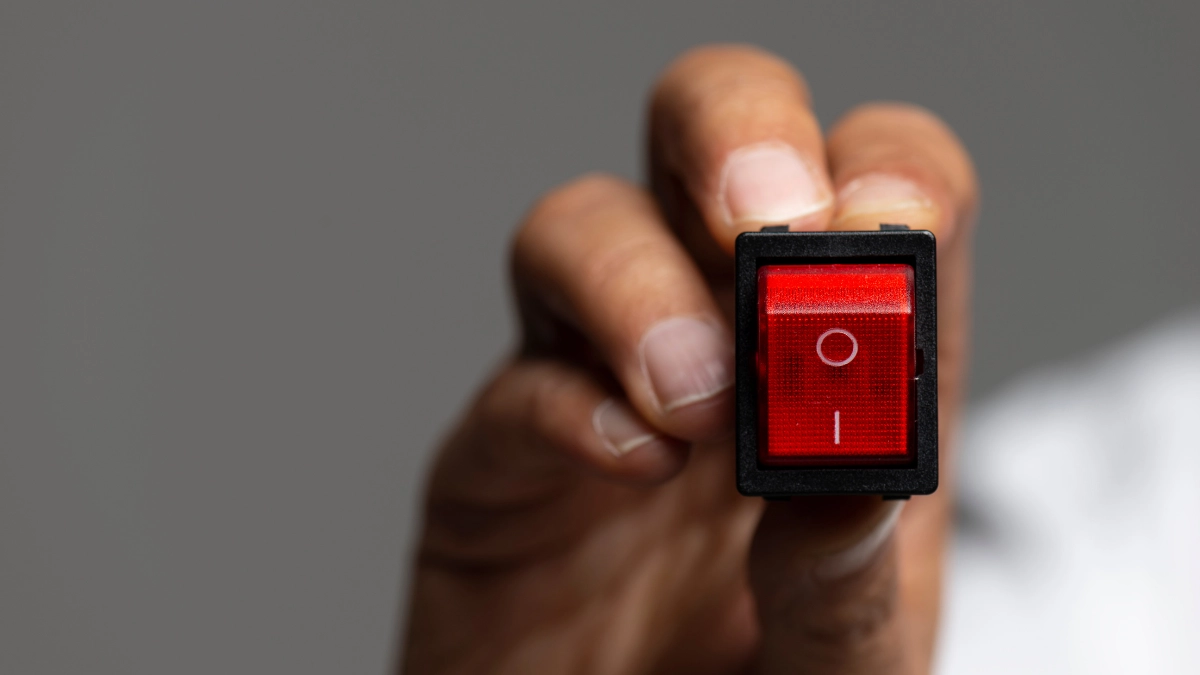 cara pasang saklar on/of 3 kaki - Narmadi.co.id