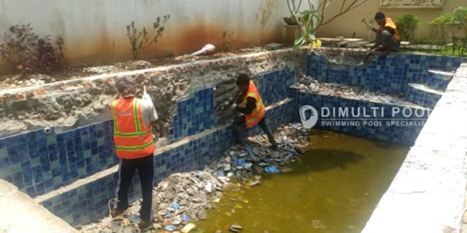 Desain Kolam Renang Renovasi, Makin Fungsional dan Cantik!