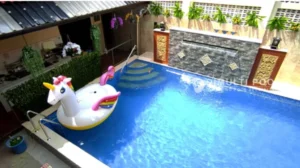 Hasil akhir pembuatan kolam renang Ibu Monic. Ini harga kolam renang 9x4.