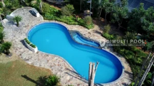 Hasil akhir pembuatan kolam renang umum Ibu Rara. Ini Desain dan Harga Kolam Renang Umum tersebut.