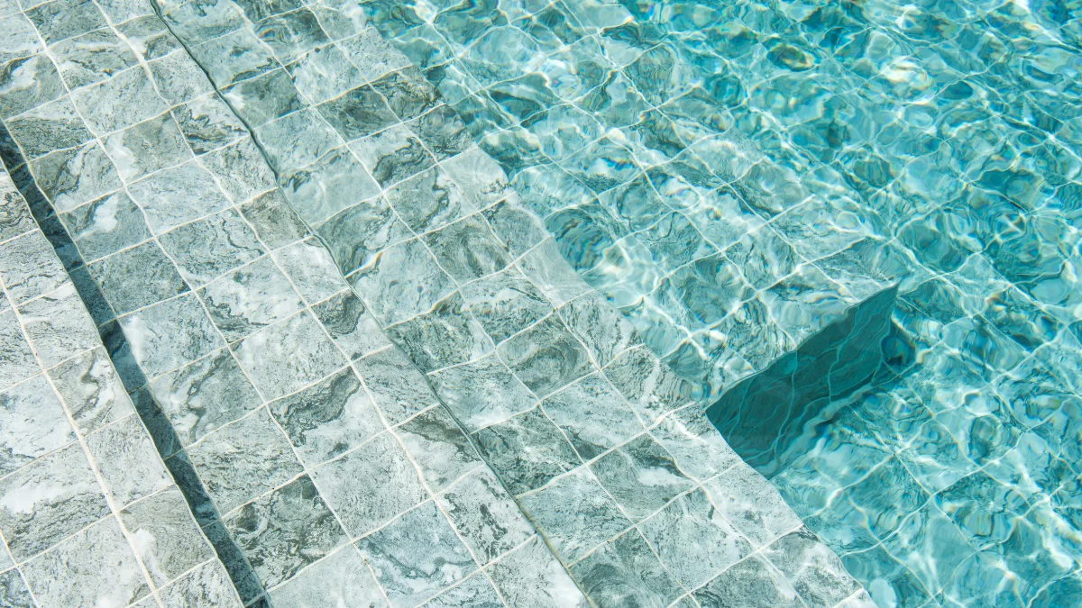 finishing kolam renang