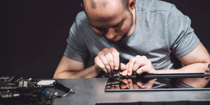 suara speaker laptop pecah