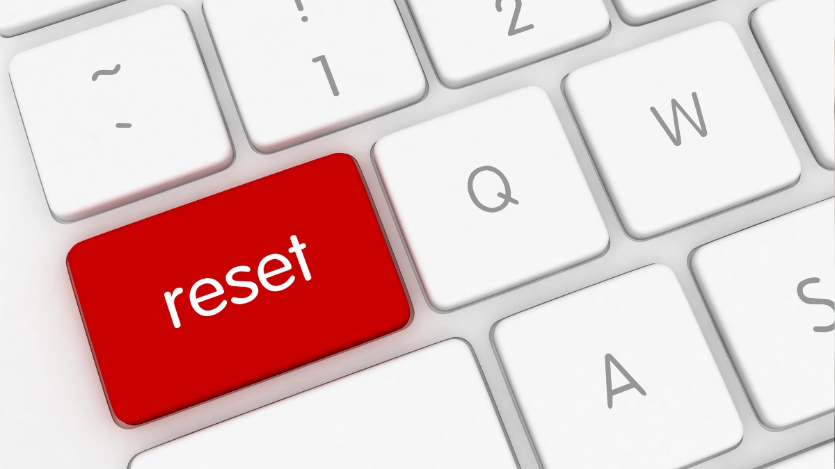 laptop restart sendiri - Narmadi.co.id