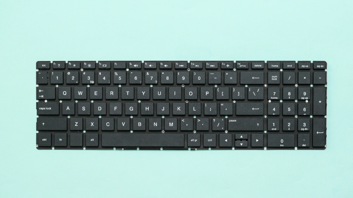 Faktor yang Memengaruhi Biaya Ganti Keyboard Laptop