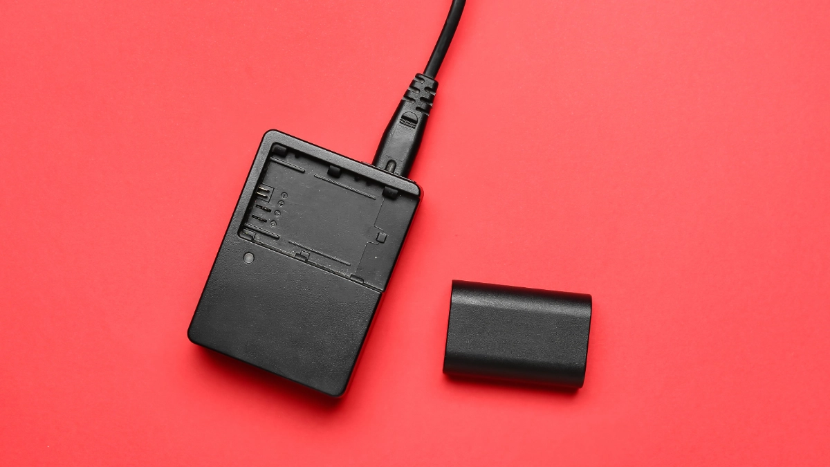 baterai kamera tidak mengisi - Narmadi.co.id