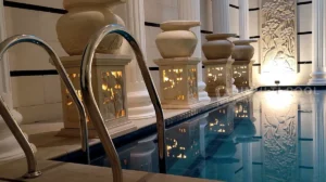 kolam renang indoor - Narmadi.co.id