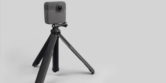 menggunakan kamera 360 derajat