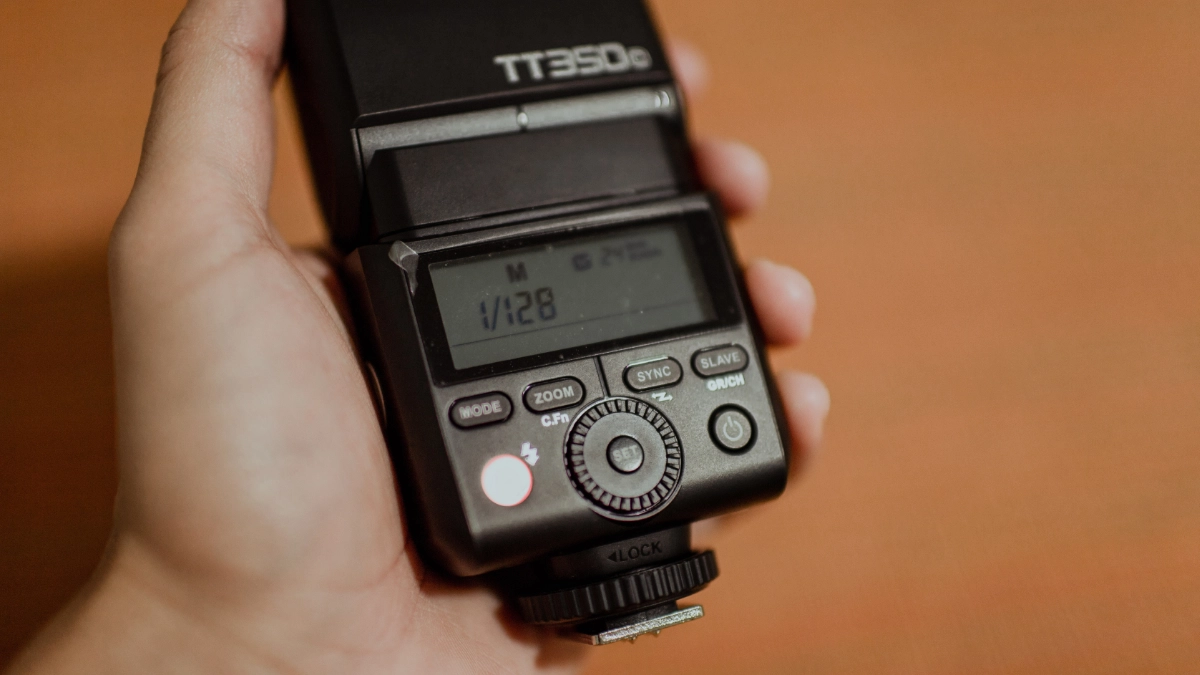 Tips Setting Flash Kamera untuk Pemula