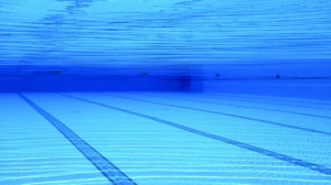 menghitung volume air kolam renang