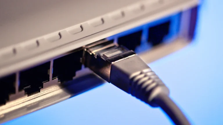 Sepsifikasi dan Harga Switch Ethernet di Pasaran