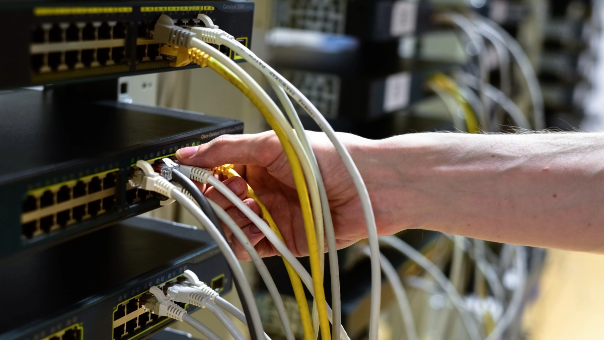 Cara Kerja Port RJ45 dalam Jaringan Kabel