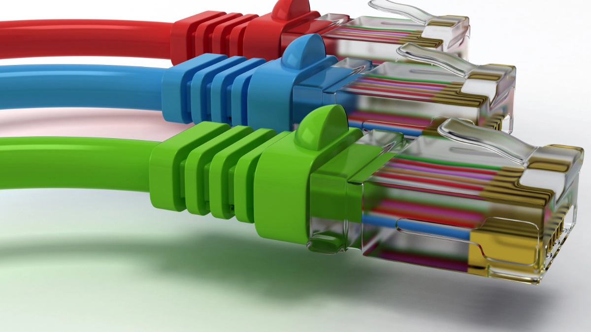 Perbedaan Kabel RJ45 Straight dan Crossover