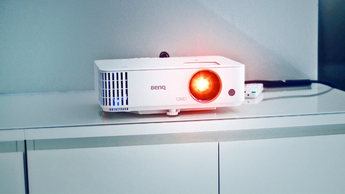 Bagaimana Cara Kerja Wireless Smart Projector?