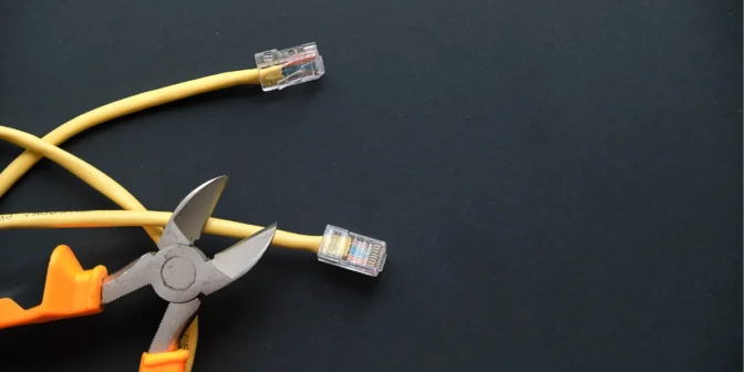 pemasangan digital signage