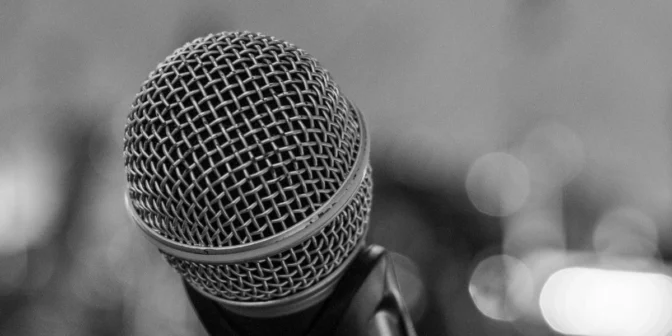 cara menghubungkan mic wireless ke speaker