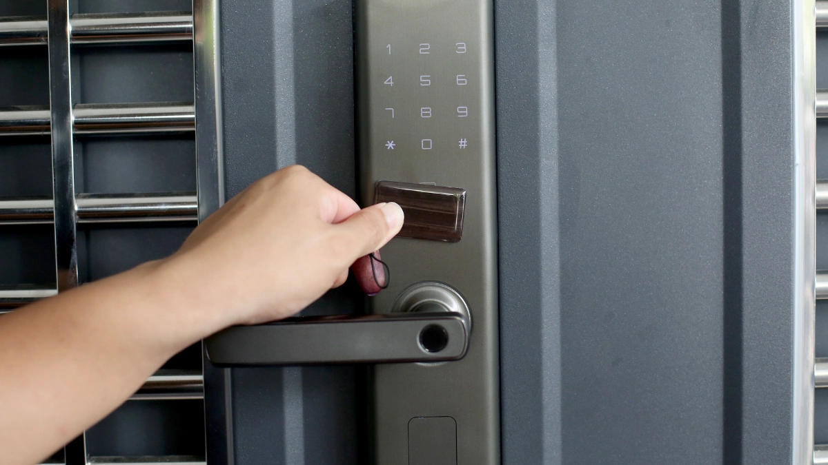 smart door lock tidak berfungsi - Narmadi.co.id