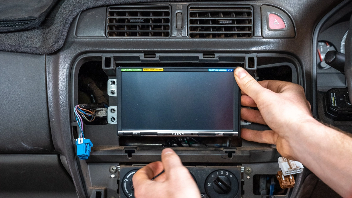 headunit mobil mati