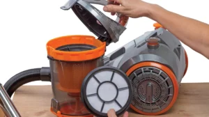 cara membersihkan filter vacuum cleaner - Narmadi.co.id