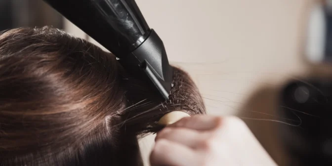 Efek Samping Menggunakan Hair Dryer: Kenali Risikonya agar Rambut Tetap Sehat