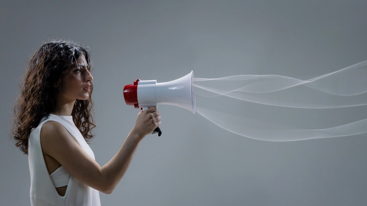 Mengapa Speakerphone Bergema? Ini Penyebab dan Solusinya